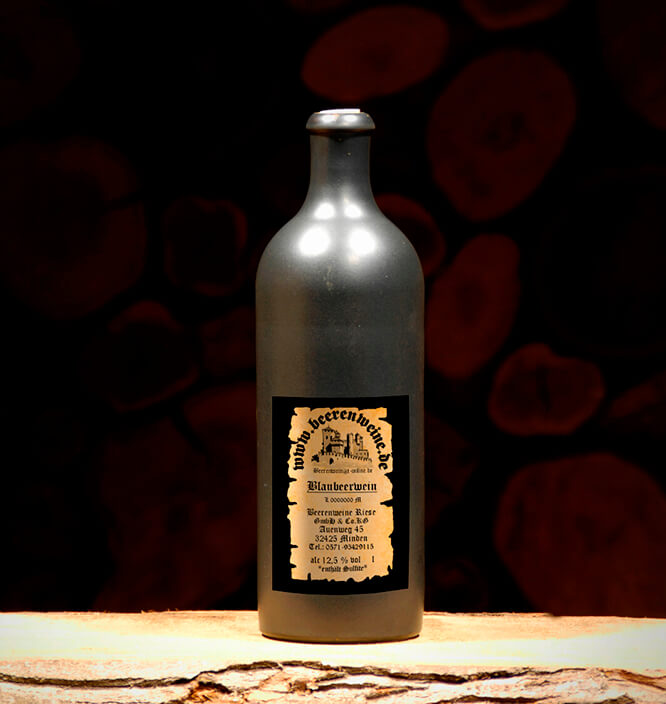 Blaubeerwein 0,75 Liter Tonflasche schwarz