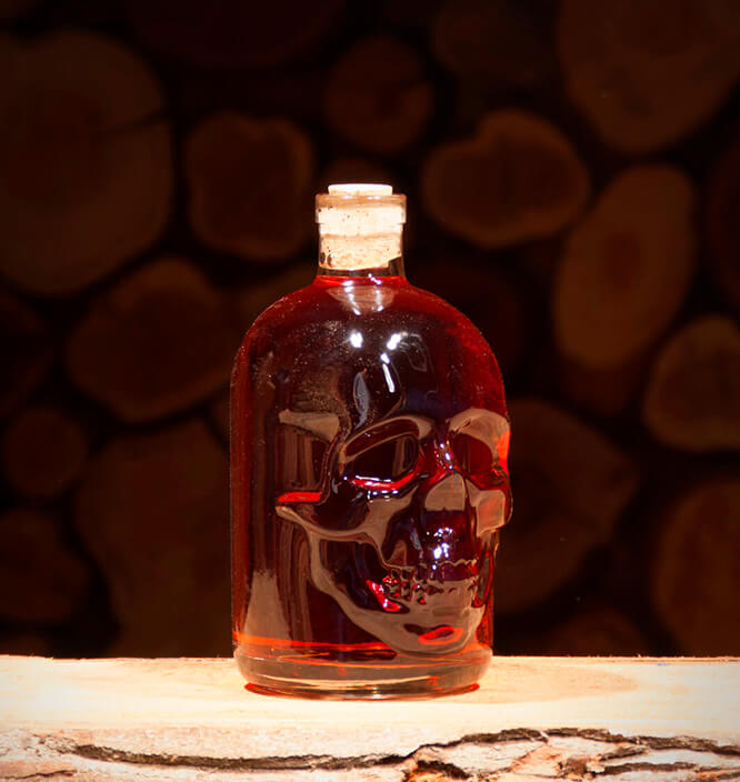 Granatapfelwein 0,5 Liter Totenkopfflasche