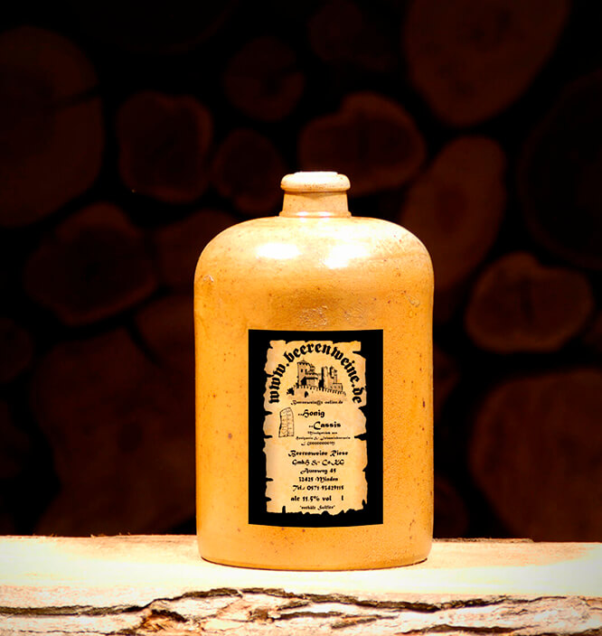 Honig-Cassis 1,0 Liter Tonflasche