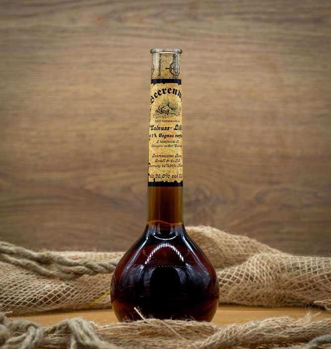 Walnuss-Cognac Likör 0,5 Liter Elixierflasche